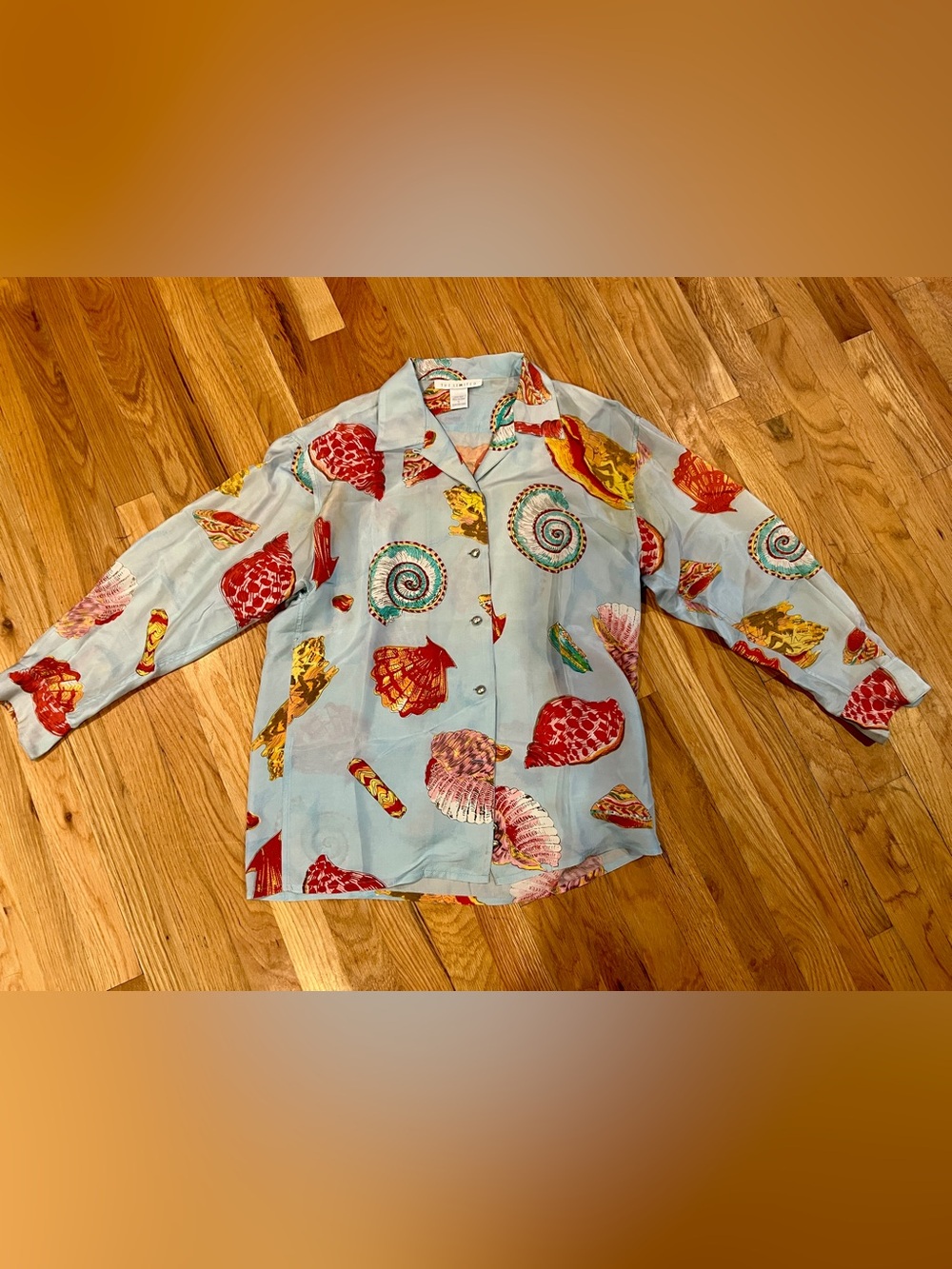 Limited Silk Small Seashell Print Button-Up Shirt - Light Blue
